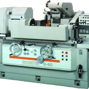 Shigiya G-40;Shigiya G-30B hydraulic cylindrical grinder performing precision grinding on medium-sized workpieces.